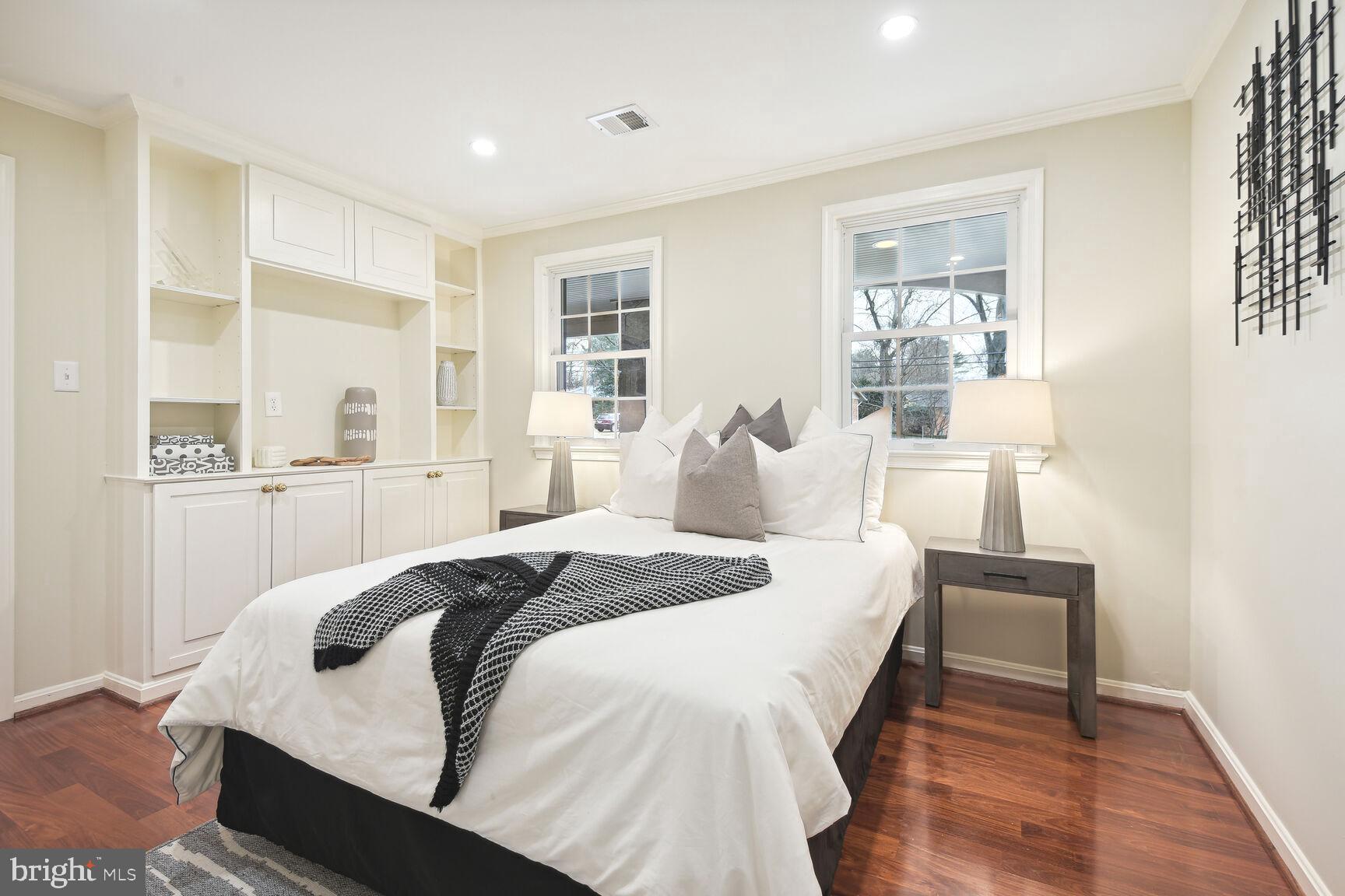 11504 STONEWOOD LANE