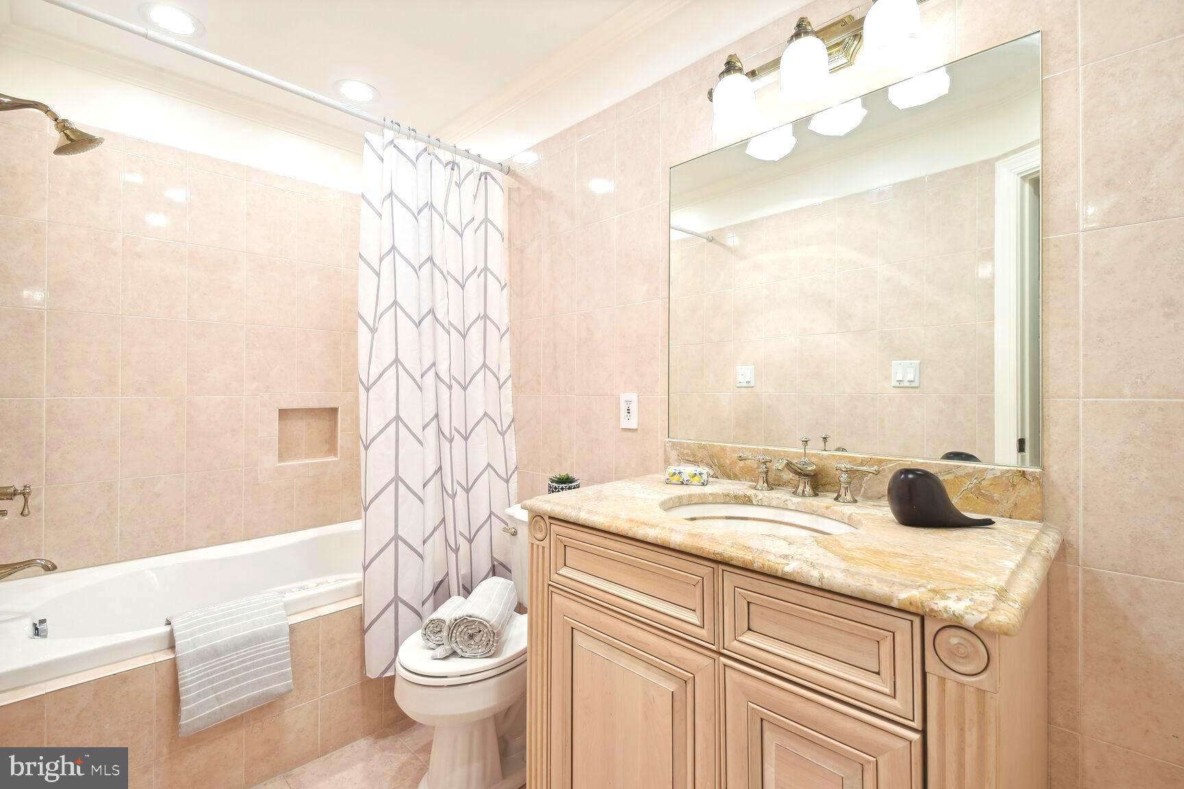 11504 STONEWOOD LANE