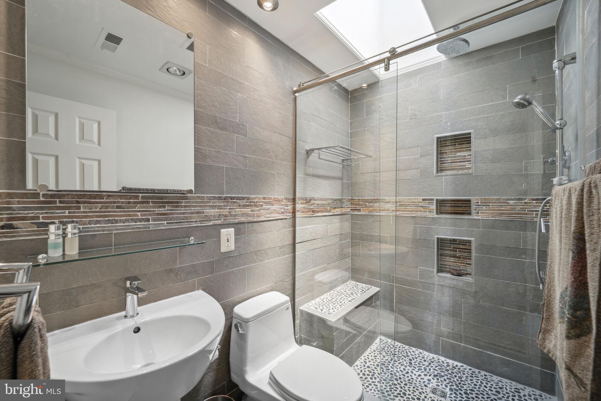 12401 RIVERS EDGE DRIVE