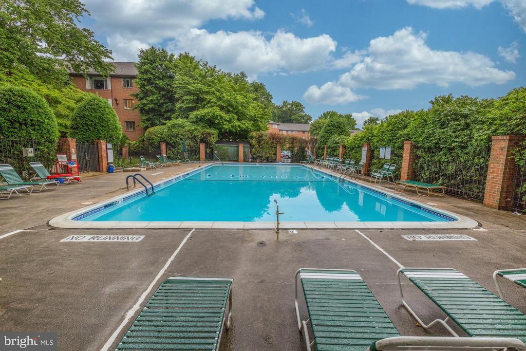 5301 WESTBARD CIRCLE 244