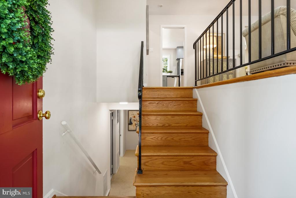618 BLOSSOM DRIVE