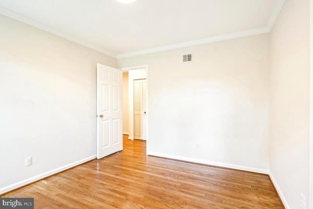 11321 MARCLIFF ROAD