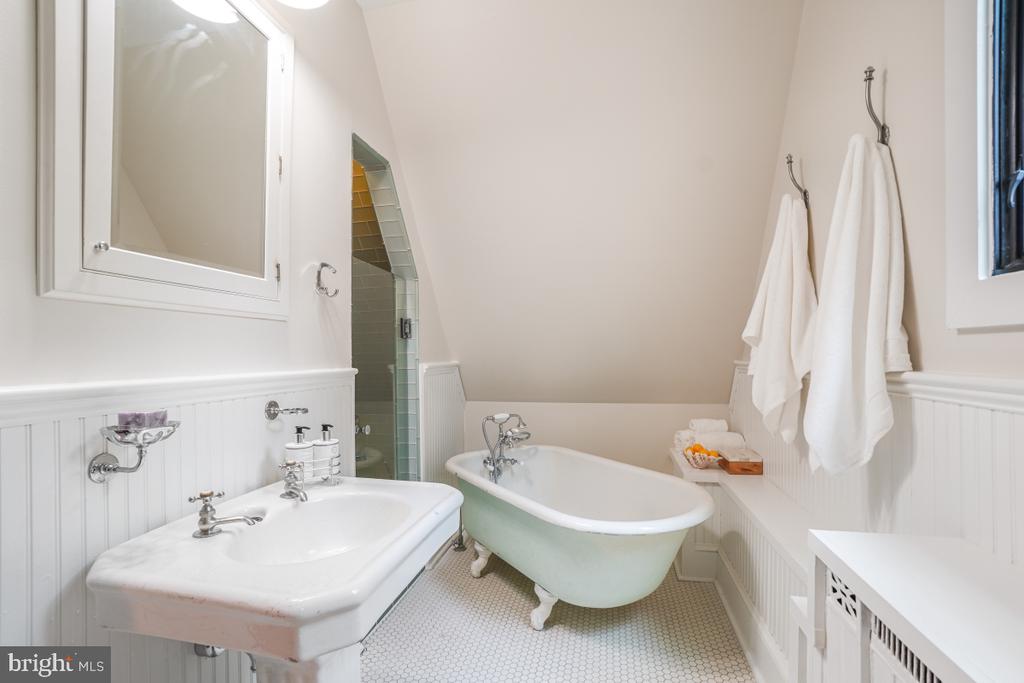 4117 MONTPELIER ROAD