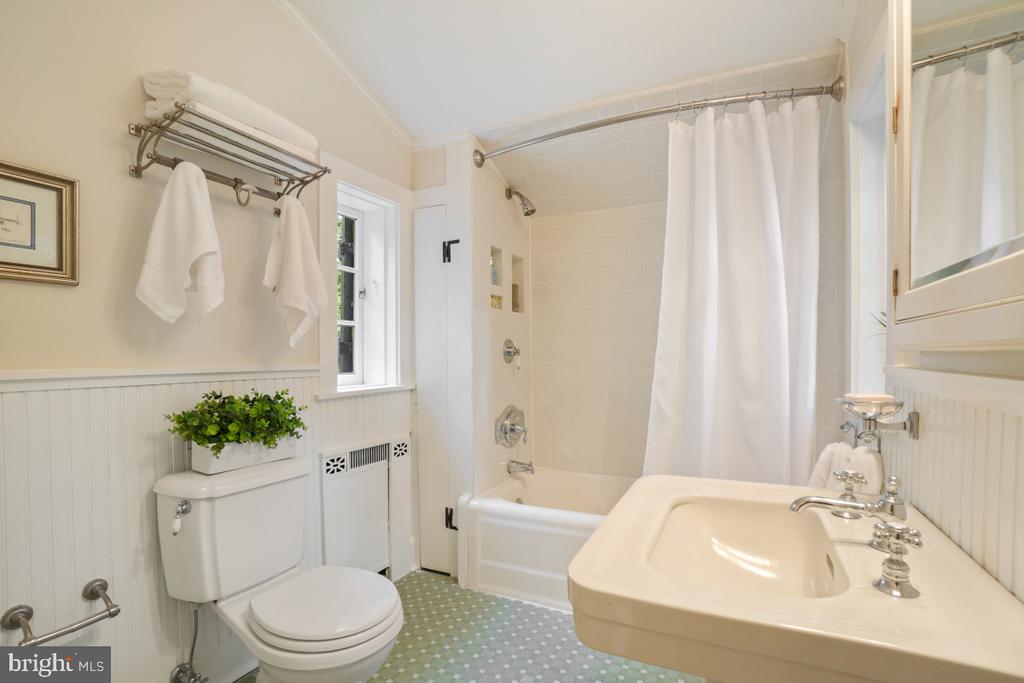 4117 MONTPELIER ROAD