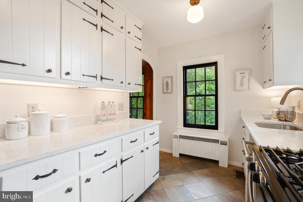 4117 MONTPELIER ROAD