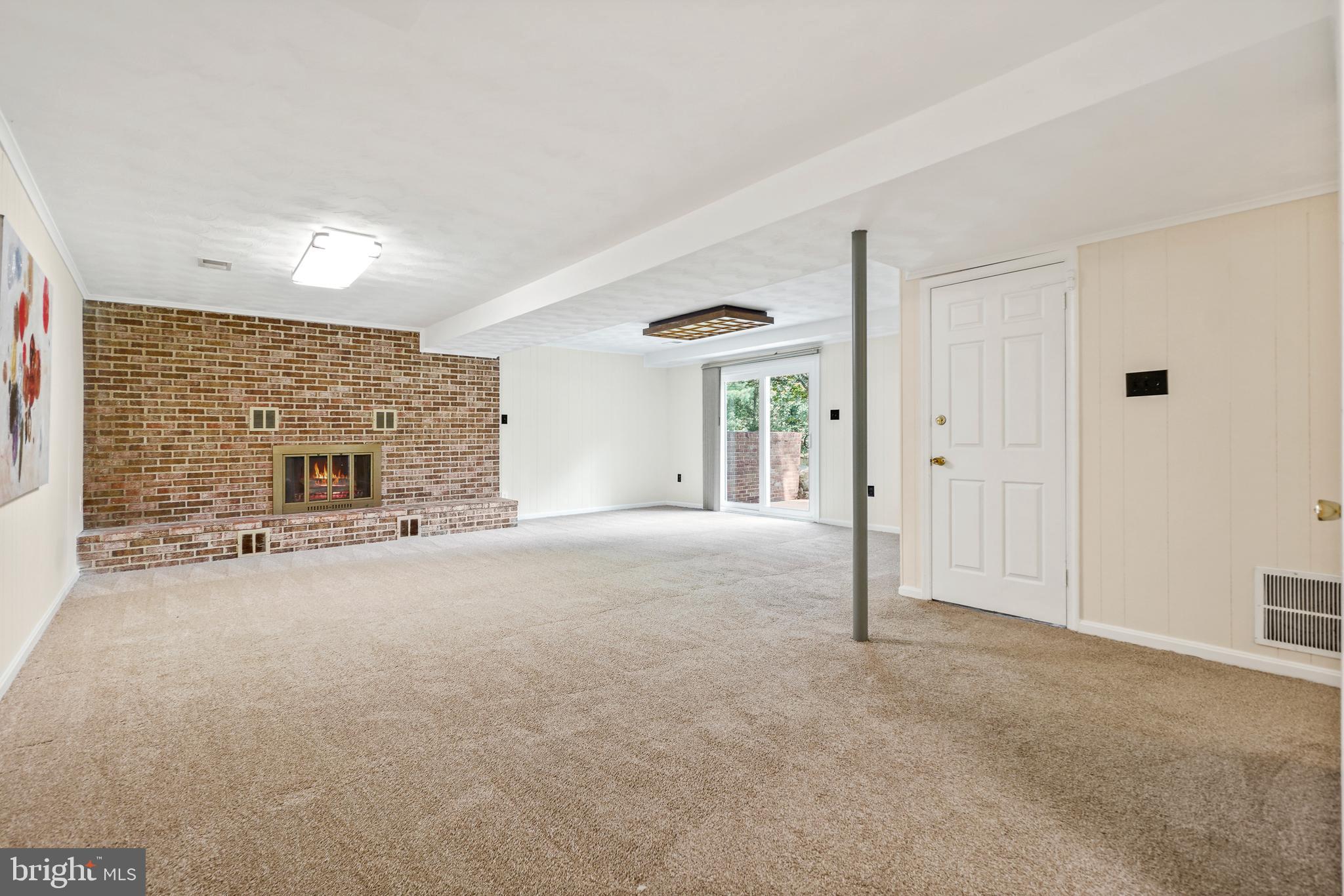 1626 MAYDALE DRIVE