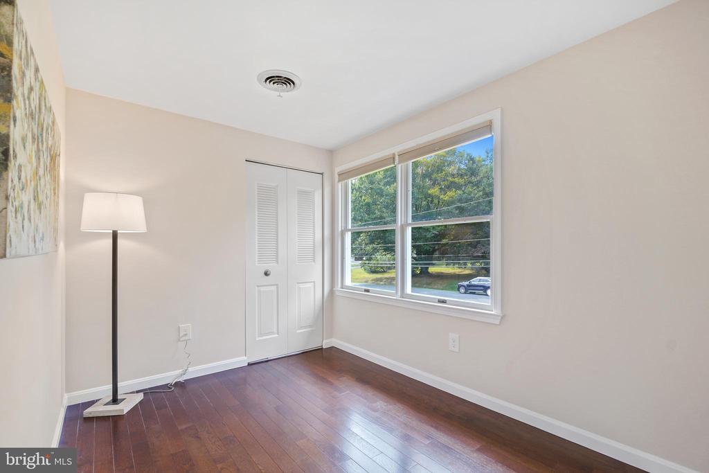 1626 MAYDALE DRIVE