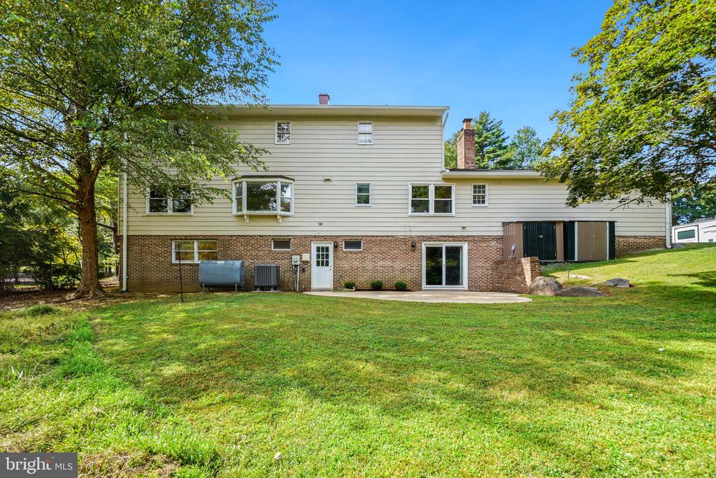 1626 MAYDALE DRIVE