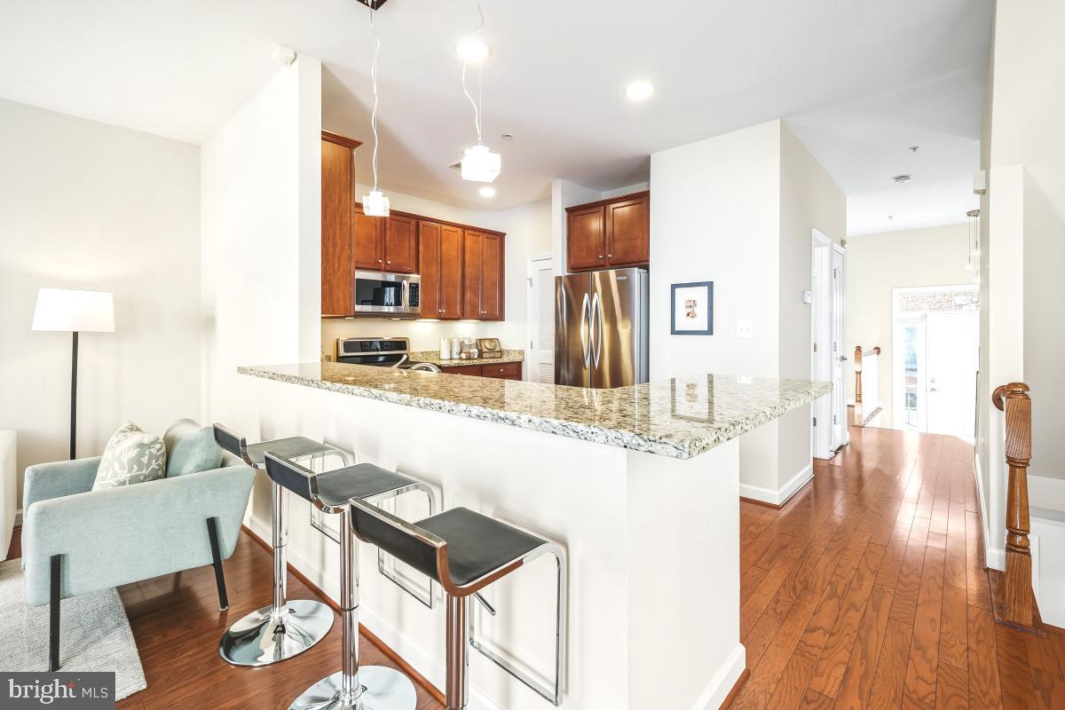 2207 LEESBOROUGH DRIVE