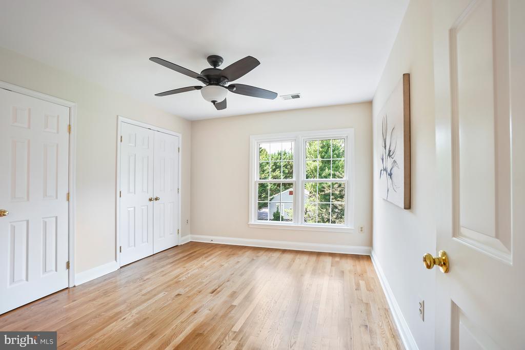 7009 CASHELL MANOR COURT