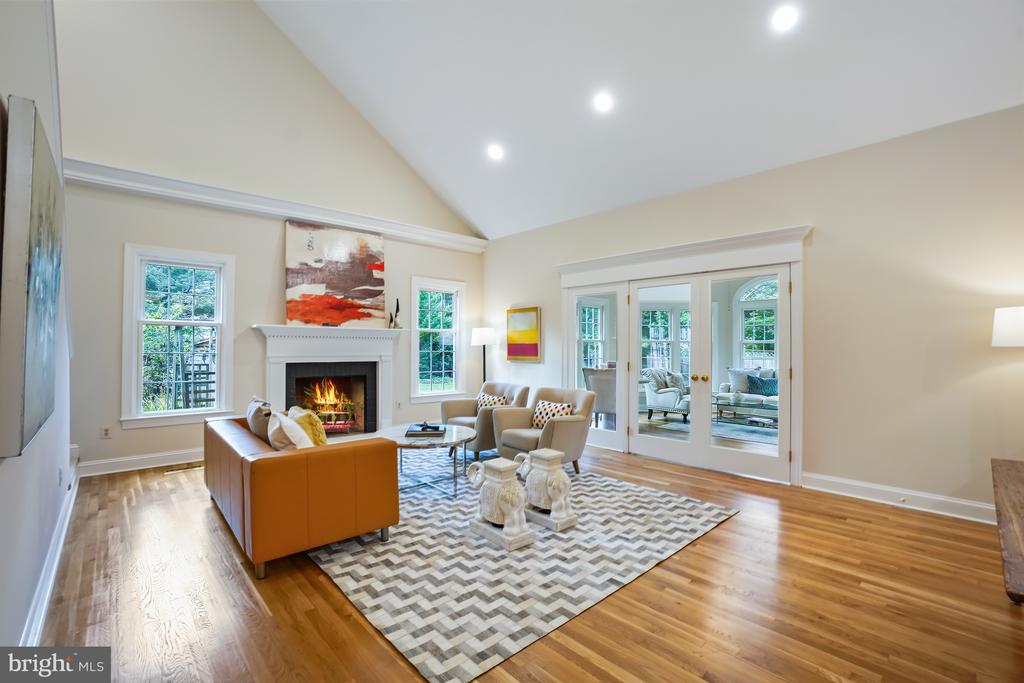 7009 CASHELL MANOR COURT