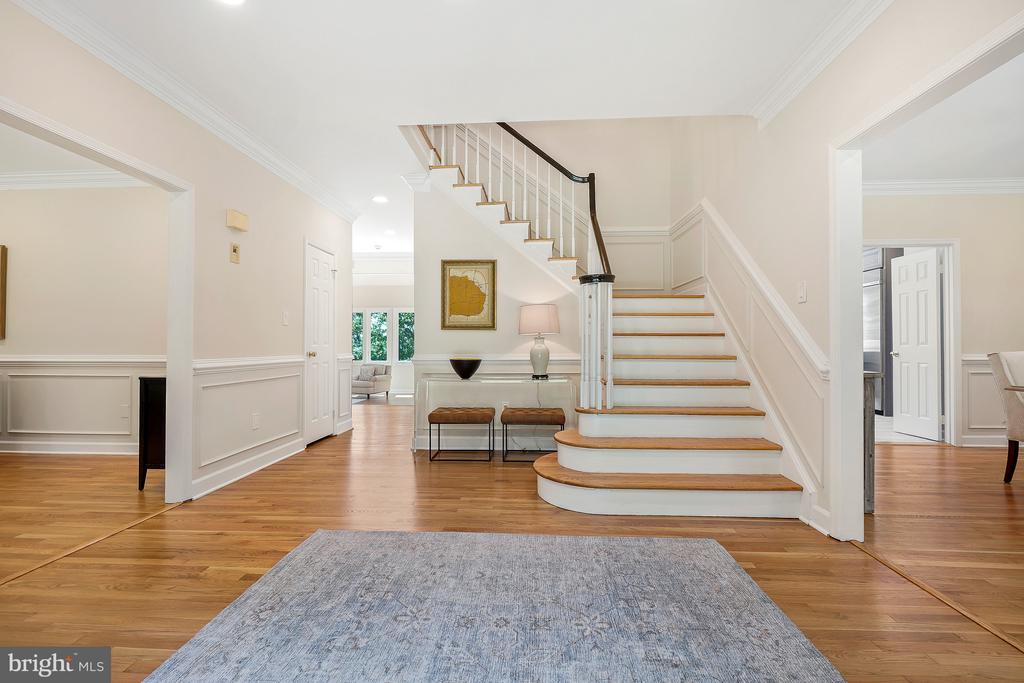 6700 BONAVENTURE COURT