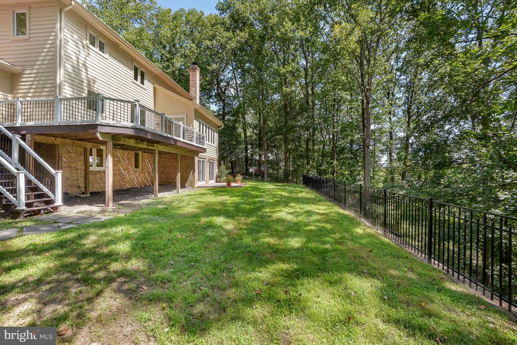 6700 BONAVENTURE COURT