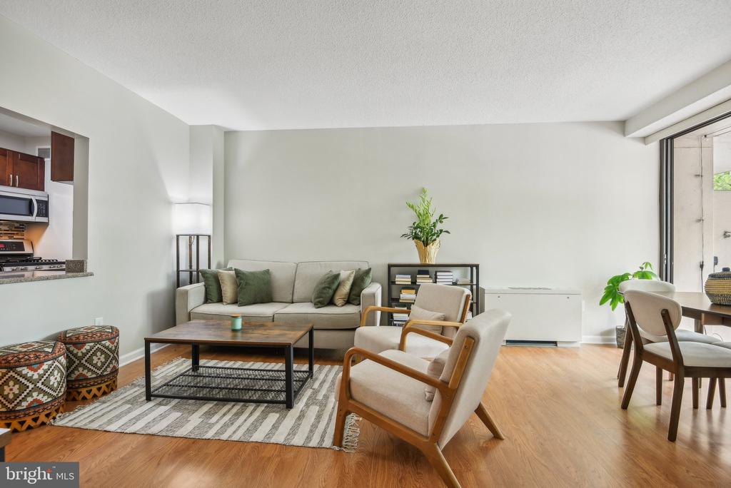 4141 N HENDERSON ROAD 221