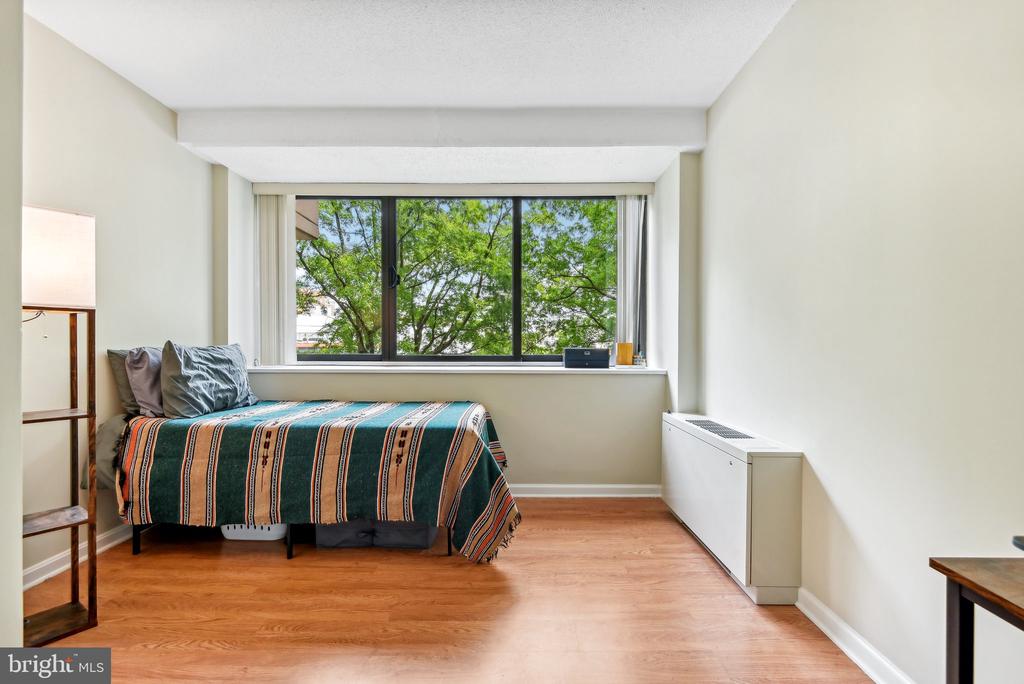 4141 N HENDERSON ROAD 221