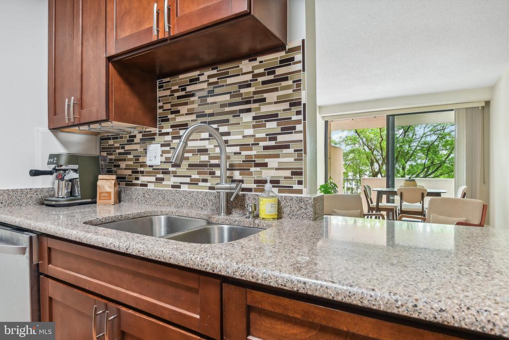 4141 N HENDERSON ROAD 221