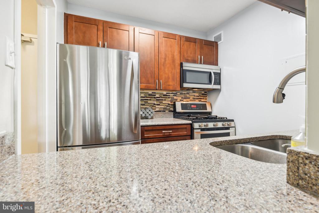 4141 N HENDERSON ROAD 221