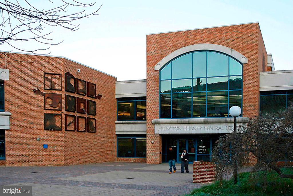 4141 N HENDERSON ROAD 221