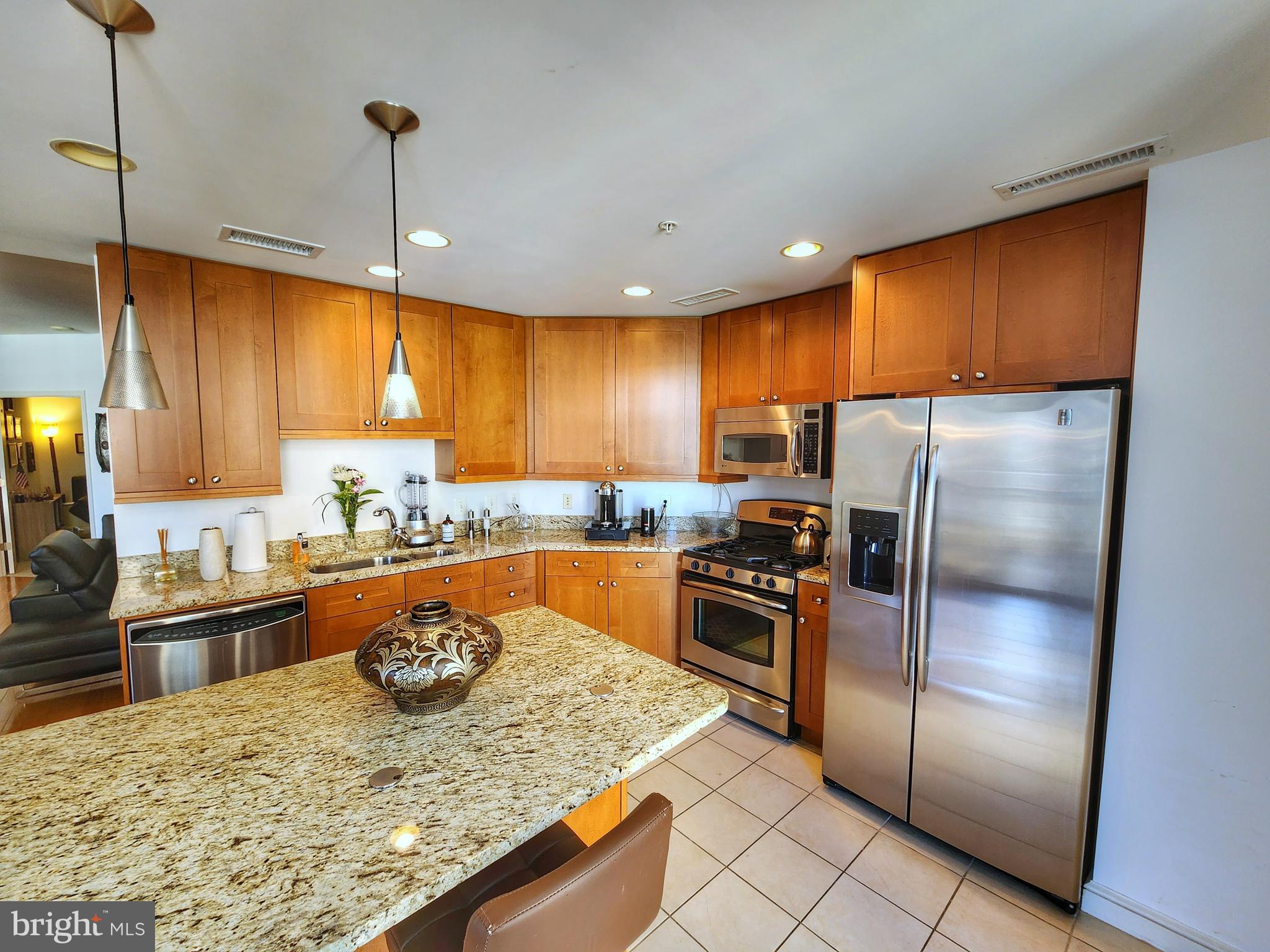 11990 MARKET STREET 1011