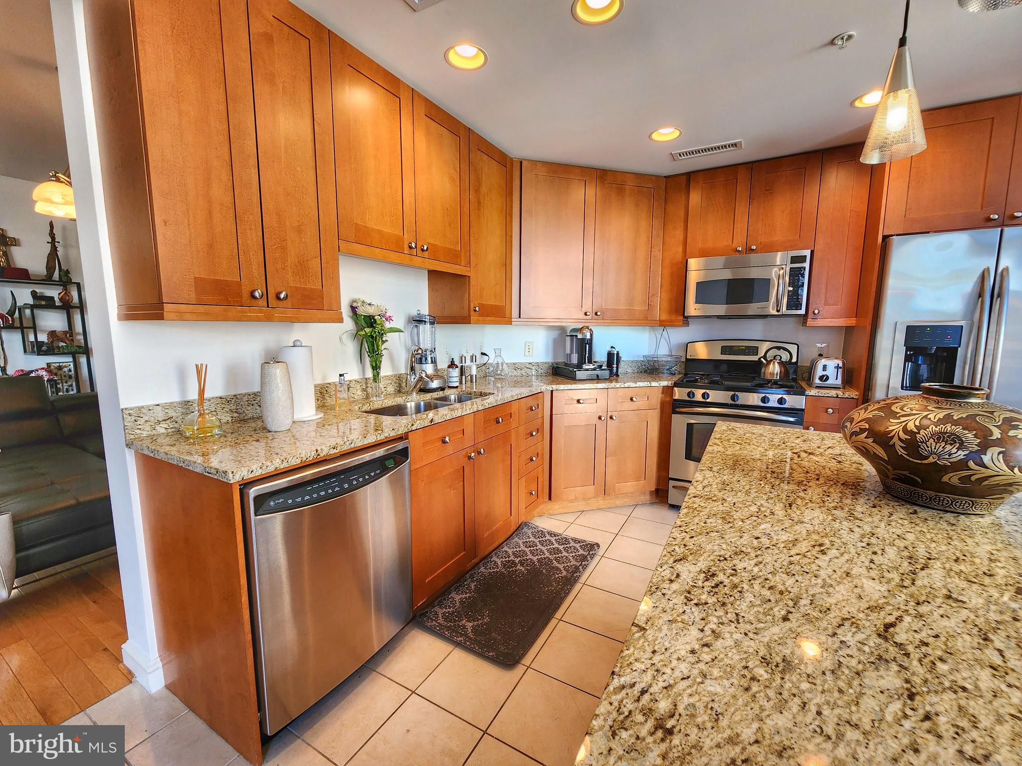 11990 MARKET STREET 1011