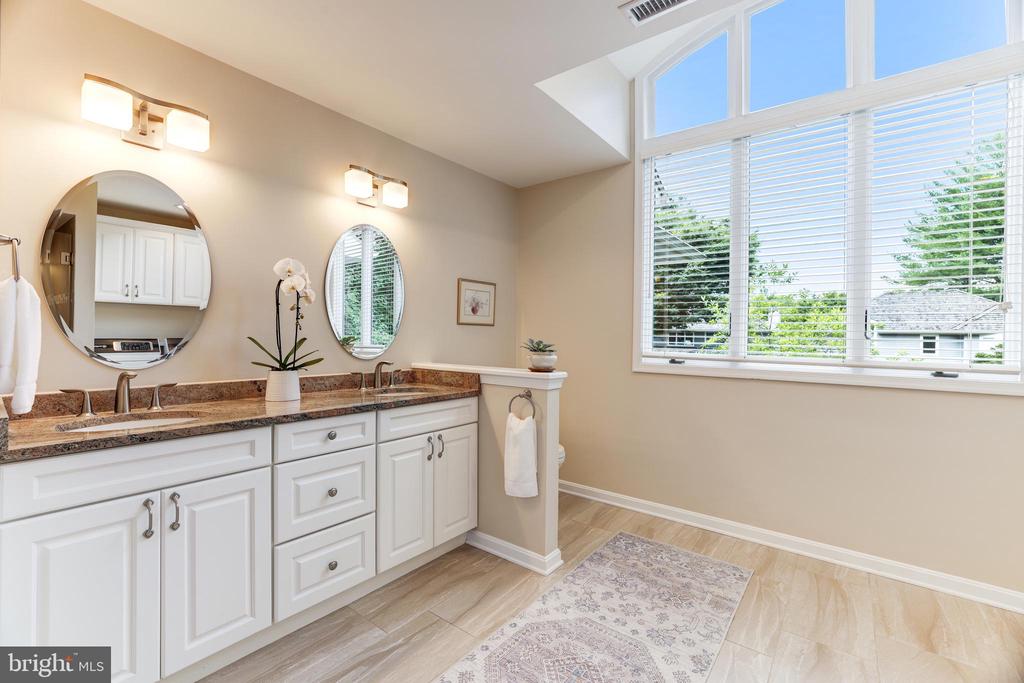 1591 REGATTA LANE