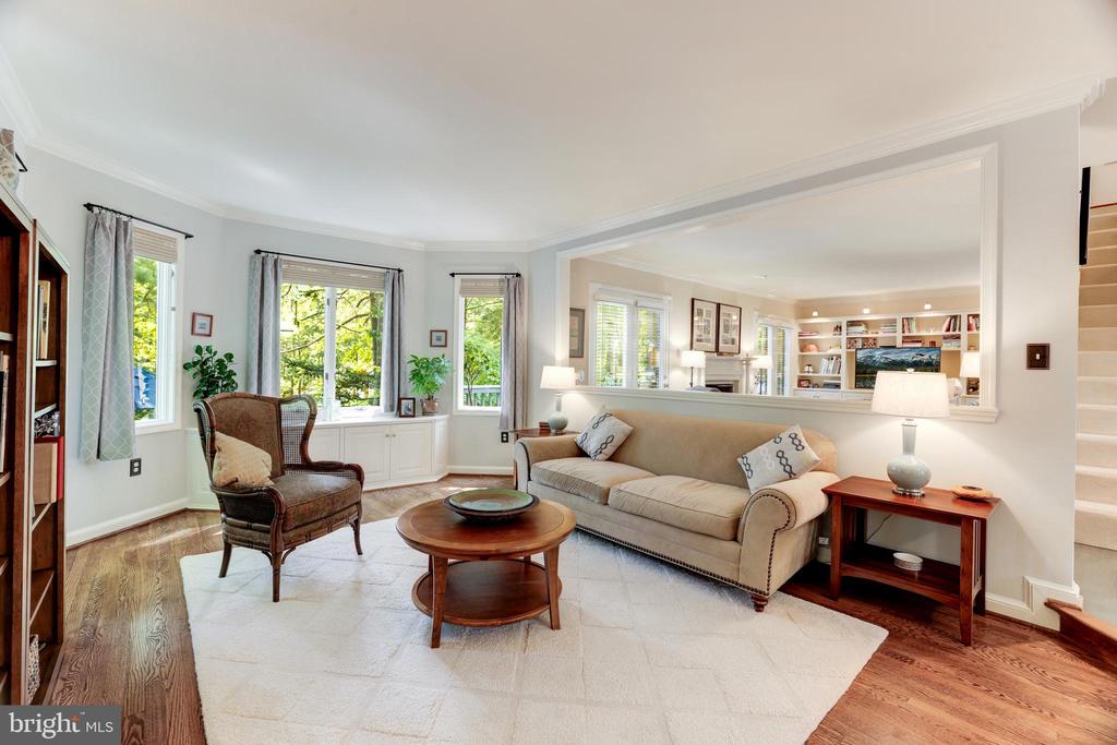 1591 REGATTA LANE