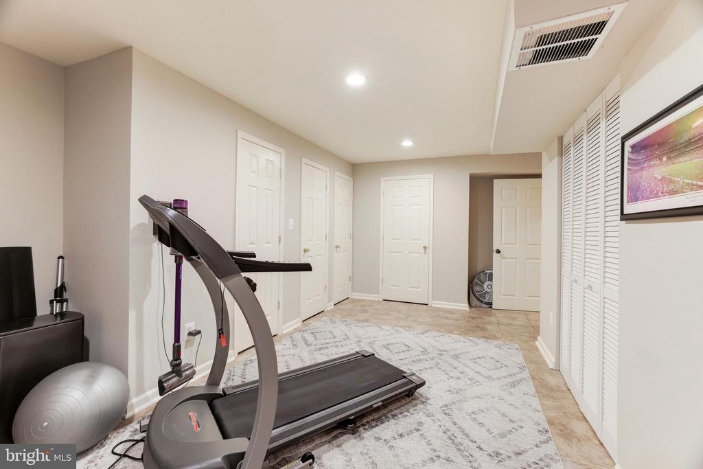 1591 REGATTA LANE