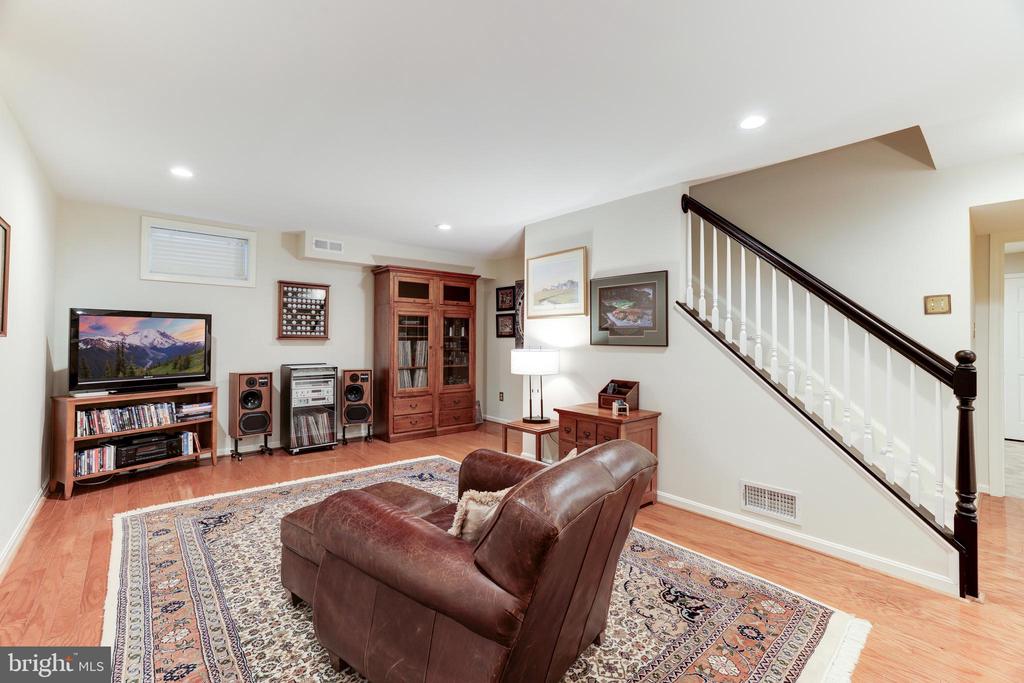 1591 REGATTA LANE