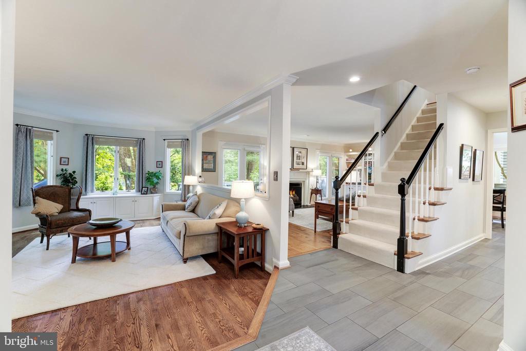 1591 REGATTA LANE