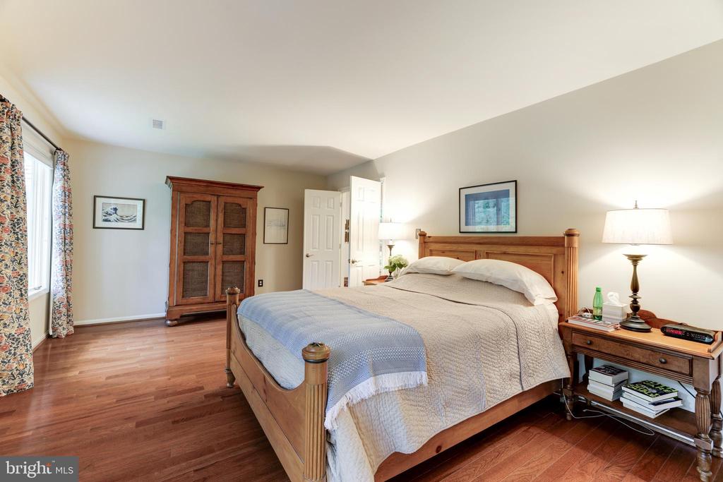 1591 REGATTA LANE