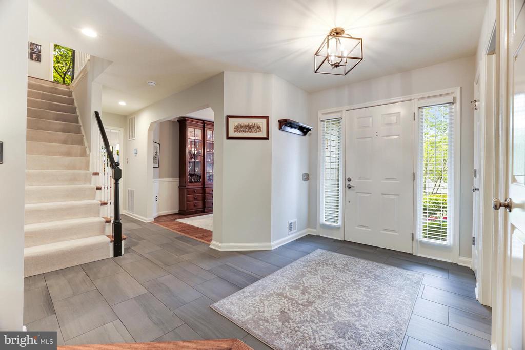 1591 REGATTA LANE
