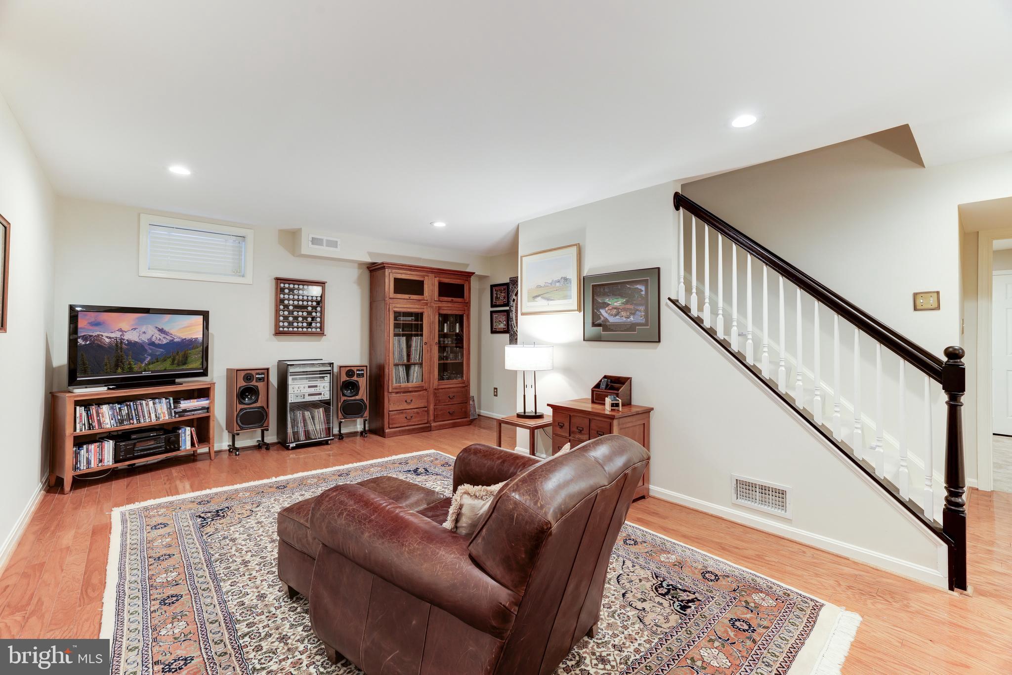 1591 REGATTA LANE