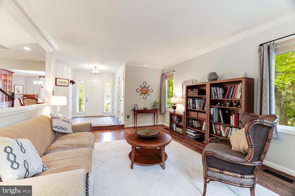 1591 REGATTA LANE