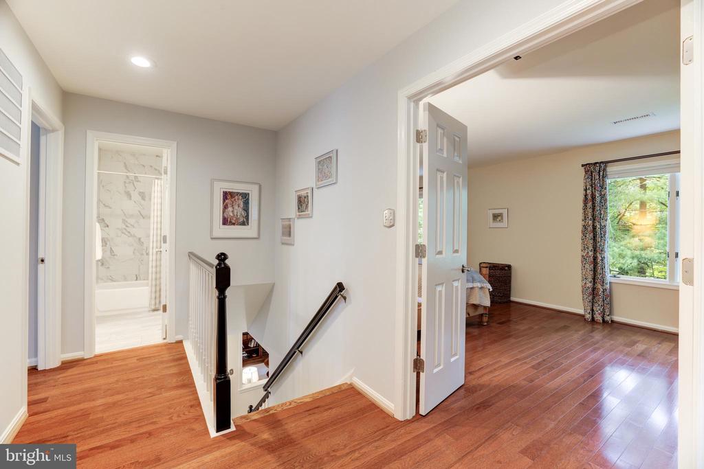 1591 REGATTA LANE