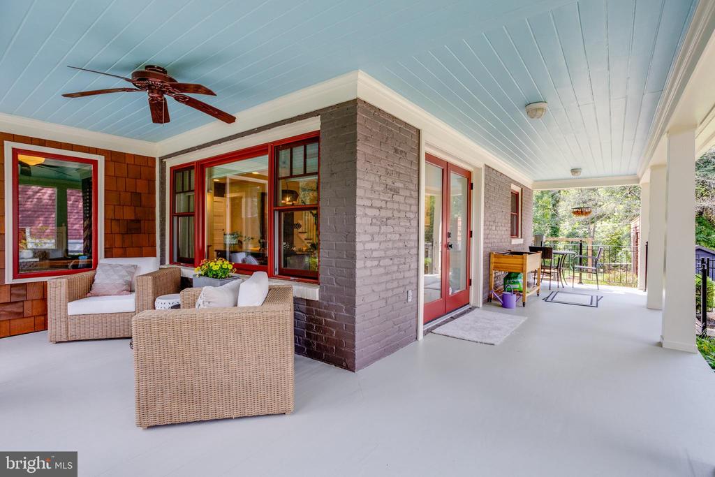 3912 MILLCREEK DRIVE