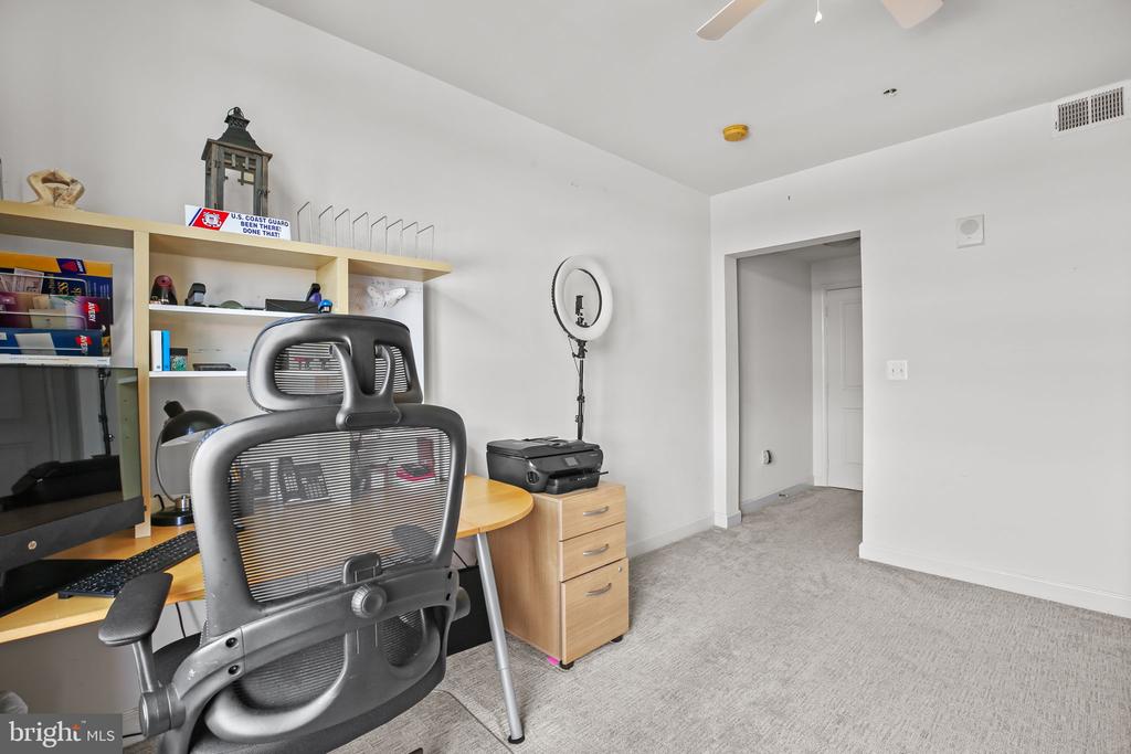 485 HARBOR SIDE STREET 806