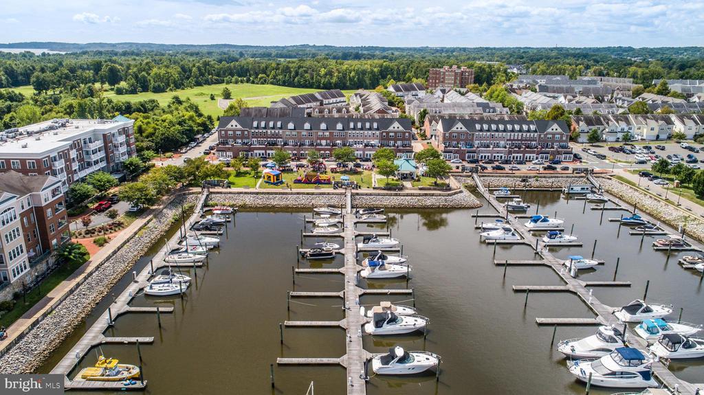 485 HARBOR SIDE STREET 806