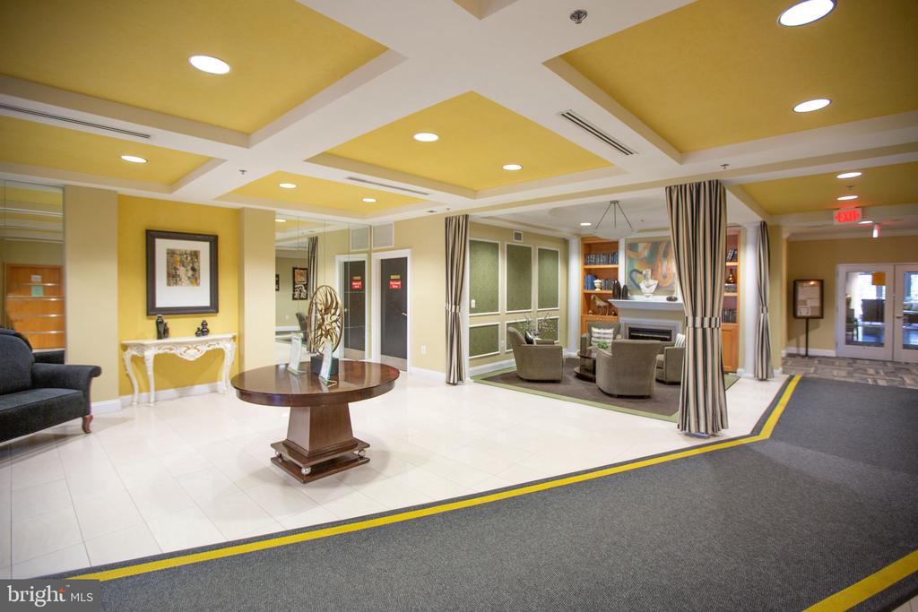 485 HARBOR SIDE STREET 806