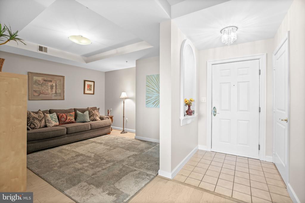 485 HARBOR SIDE STREET 806
