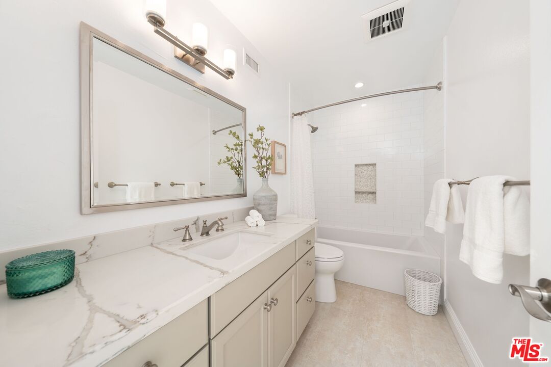 1663 Michael Ln
