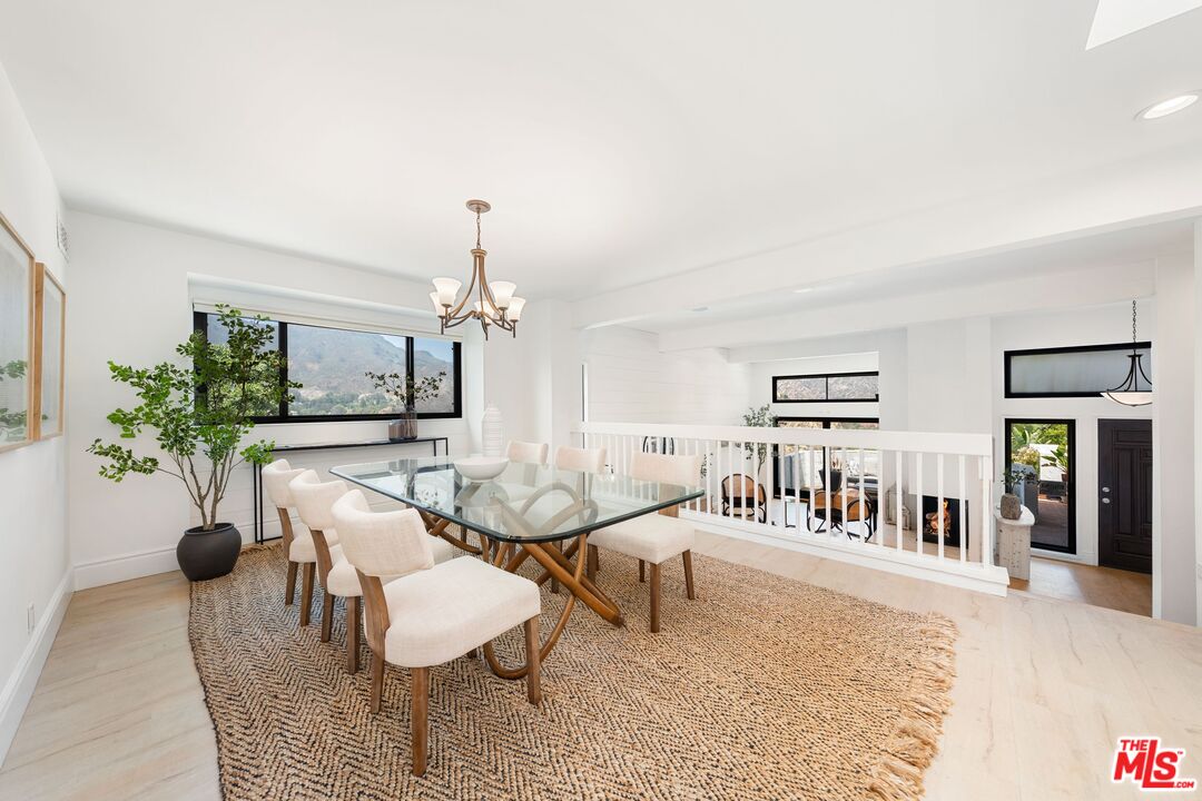 1663 Michael Ln