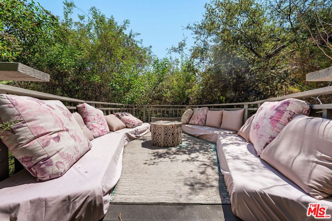 22760 Chamera Ln