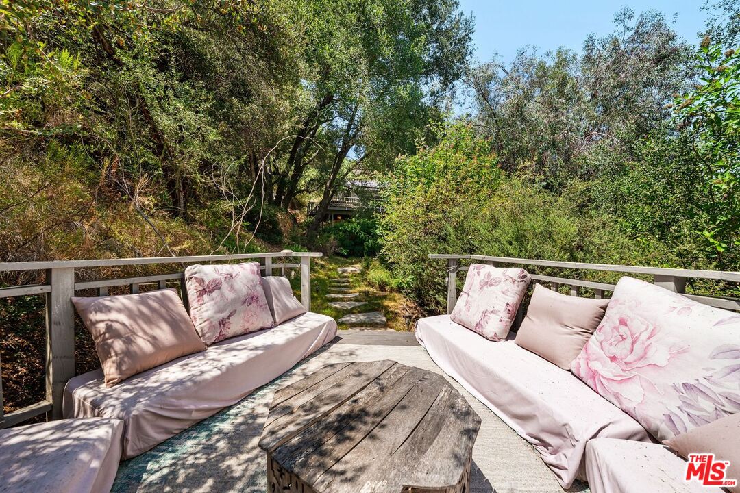22760 Chamera Ln