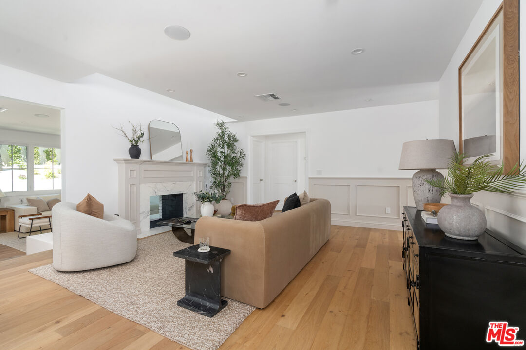 13139 Lake St