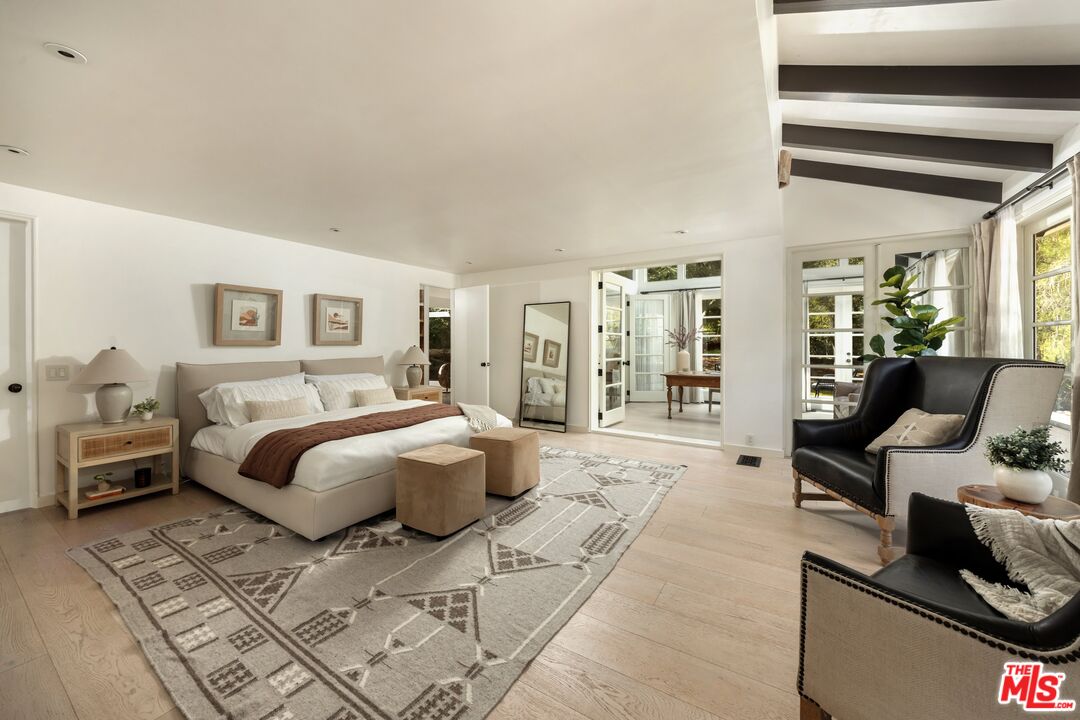 647 Old Topanga Canyon Rd