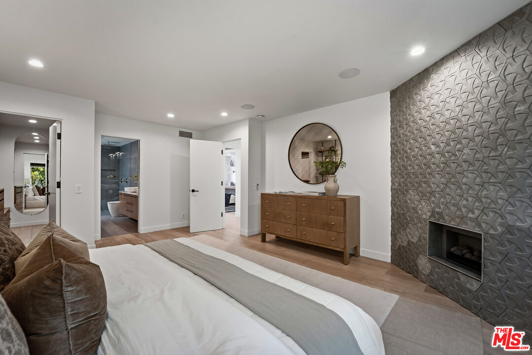 234 S Tower Dr Unit: 4