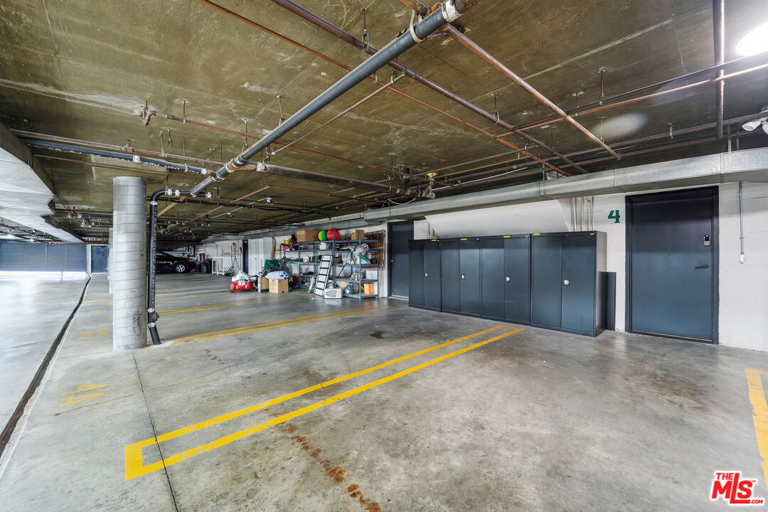 234 S Tower Dr Unit: 4