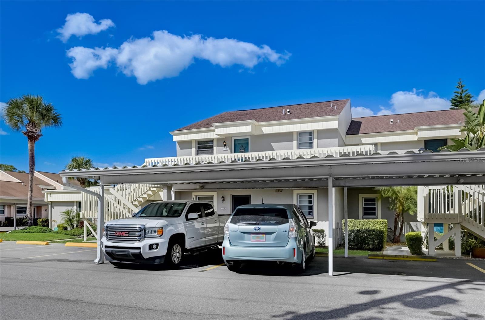 6120 7TH AVE W #6120