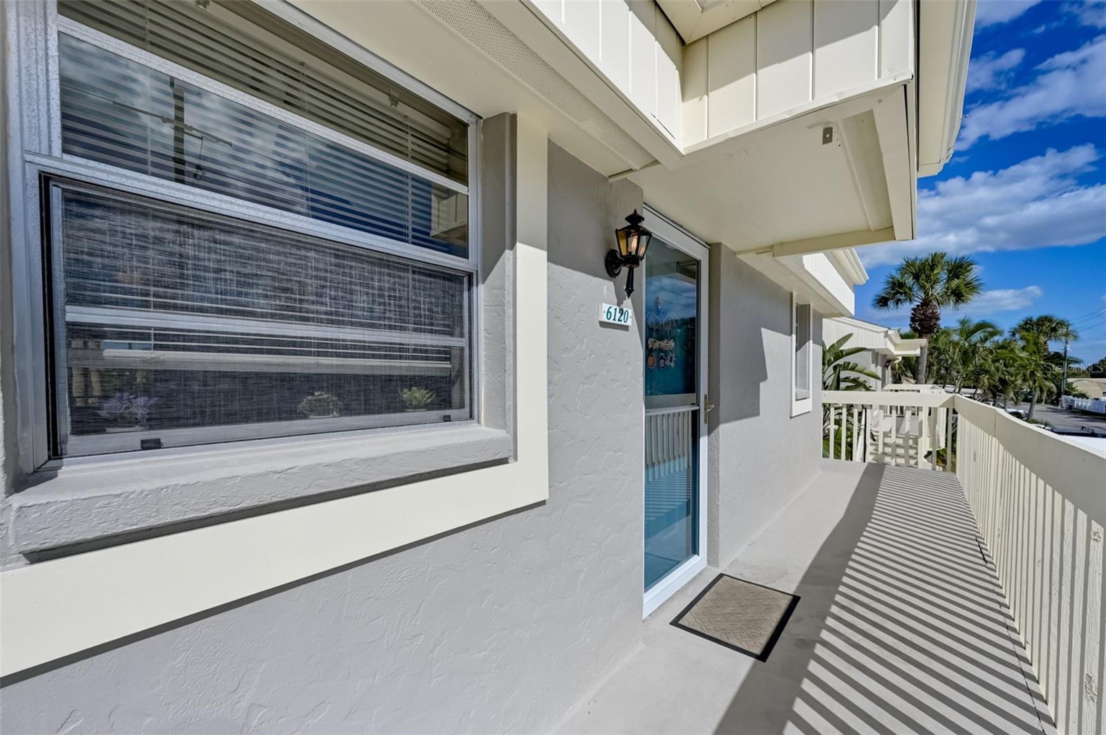 6120 7TH AVE W #6120