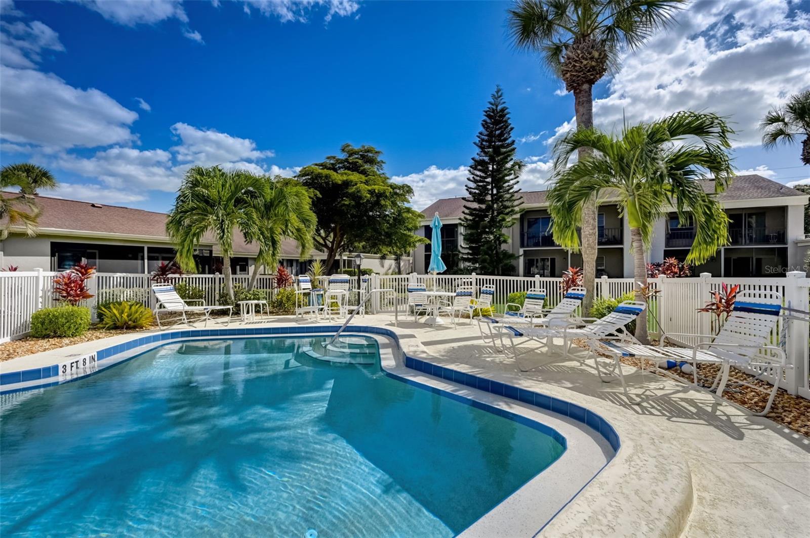 6120 7TH AVE W #6120